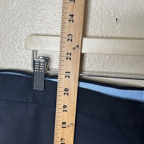 Peter Millar Shorts Men's 38 Black Chino Performance Golf - Picture 3 of 9